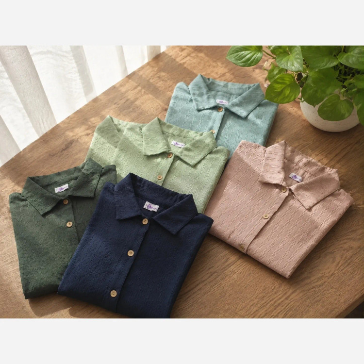 شومیز مانتویی دخترانه مدل شمیم جنس آیوا آستین گتدار مناسب نوجوان و بانوان ریزنقش