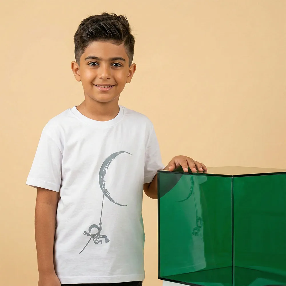 تیشرت پسرانه یقه گرد طرح ماه جنس پنبه رنگ سفید