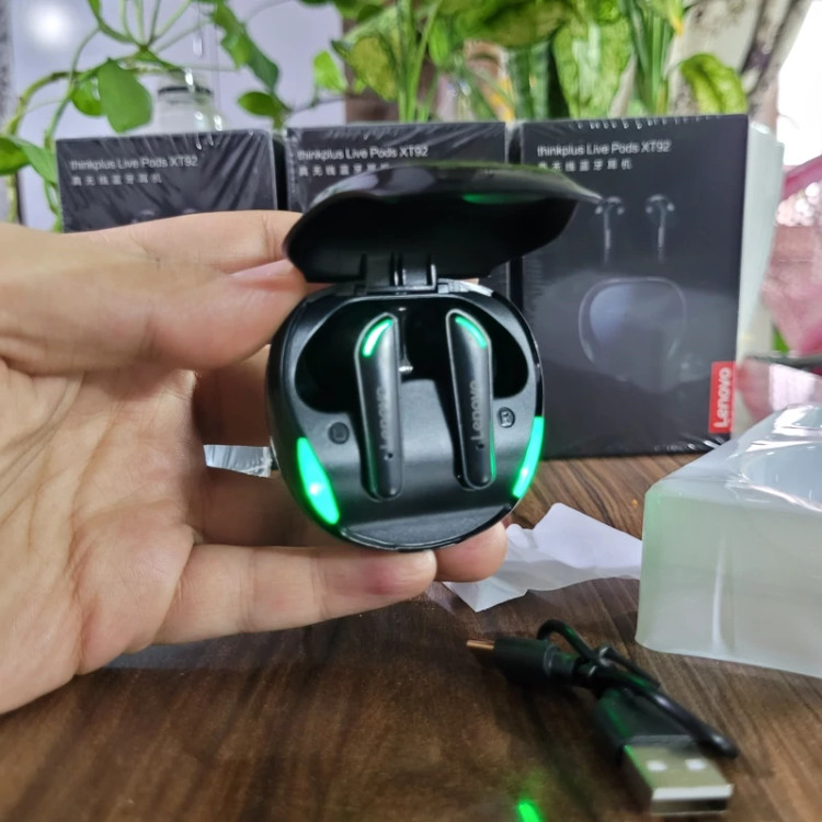 ایرپاد Think Plus XT92 لنوو گیمینگ دارای سیستم کاهش نویز داخلی و...