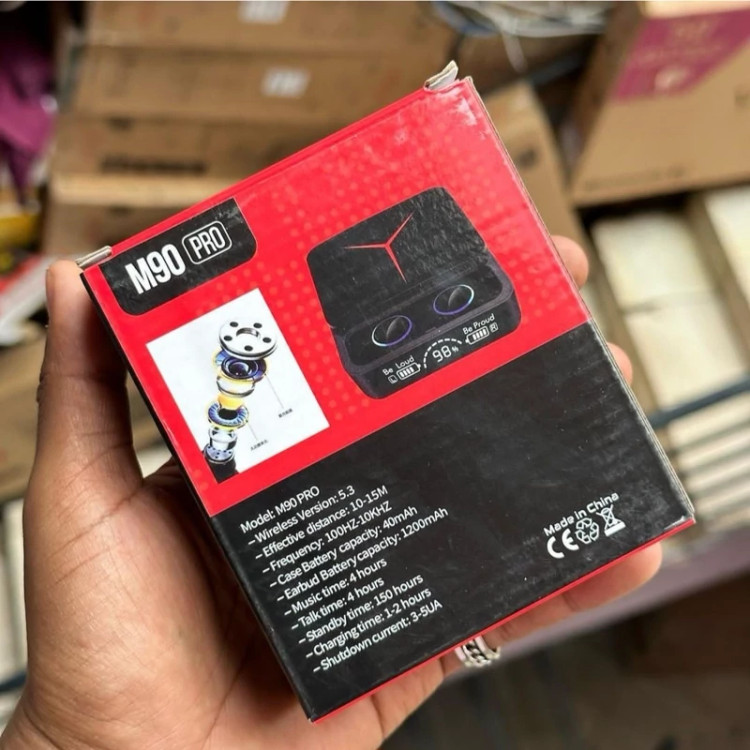 ایرپاد M90PRO نویز کنسلینگ مکالمه گیمینگ ضدآب اورجینال 2025 پاوربانک دار کیفیت درجه یک بلوتوث نسخه 5/3 صحفه نمایش دار