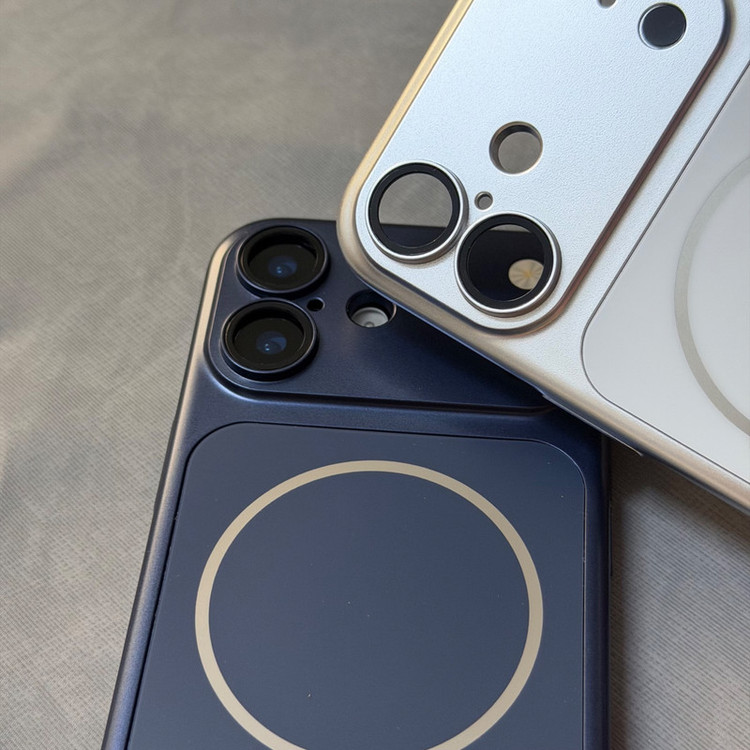 کاور مدل change مناسب برای گوشی موبایل اپل iphone 15