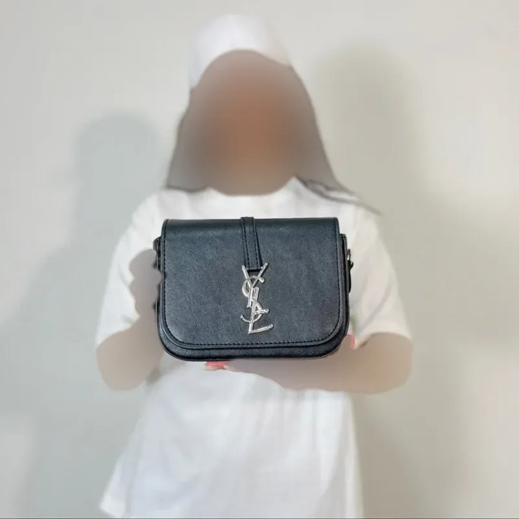 کیف دوشی زنانه چرم مصنوعی YSL ابعاد 20 در 16 سانتیمتر (2)