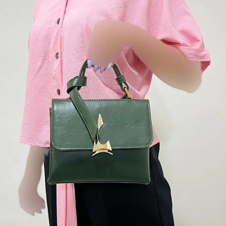 کیف دستی و دوشی زنانه دوزیپ جنس بیاله کد 1383 ابعاد 20x17x11 سانتیمتر (2)