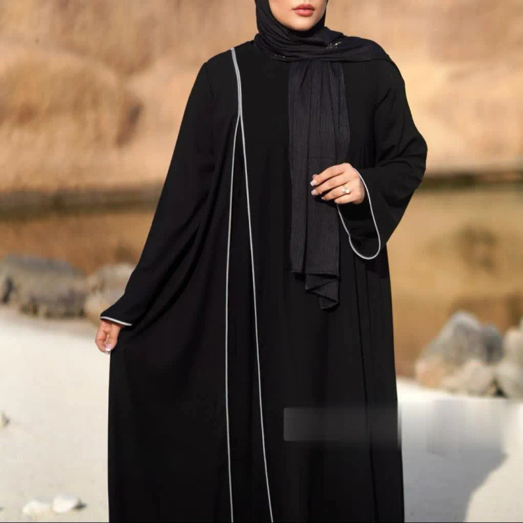 عبای زنانه مدل لاله جنس سوپر الیزه جلوبسته با مغزی دوزی (2)