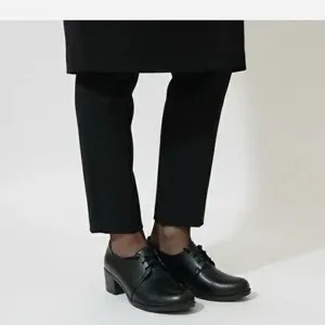 کفش چرم زنانه طبی بندی مدل پارمیس مشکی پاشنه 5 سانت (2)