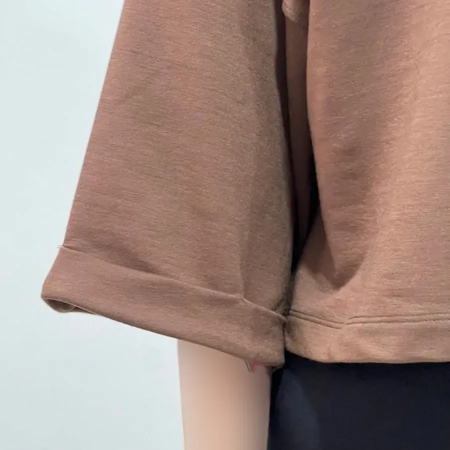 تیشرت کراپ باکسی کلاه دار چاپدار جنس گلکسی قد 50 سانت (2)