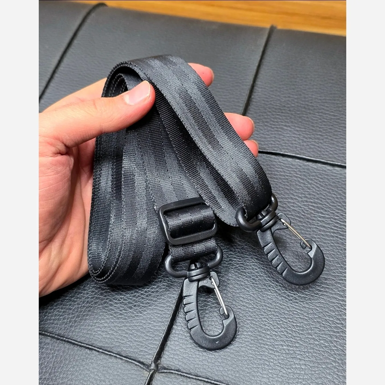 کیف دوشی دستی اسپرت برزنت و اسکین ضد آب (2)