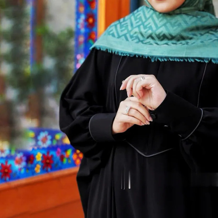 مانتو عبایی زنانه مدل حانیه جنس کرپ سوپر الیزه سایز 36 تا 48 (2)