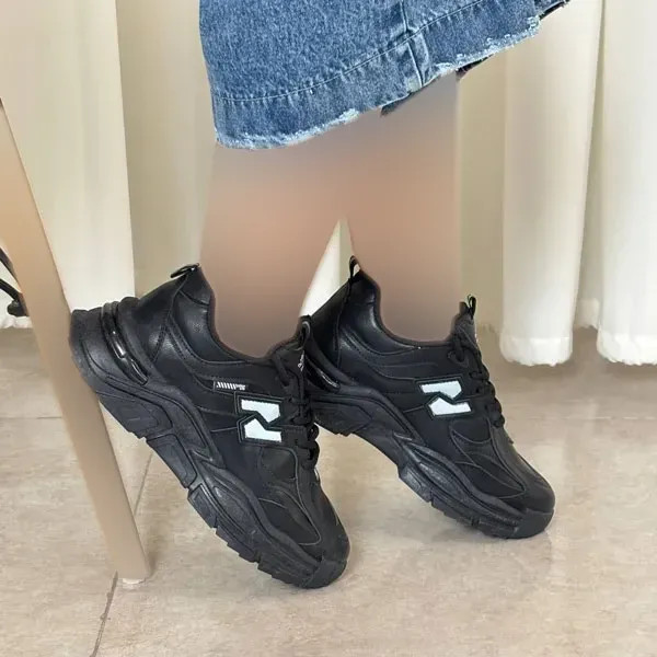 کتونی زنانه وارداتی شیک و راحت مشکی کد 1173 مناسب پیاده روی روزمره (2)