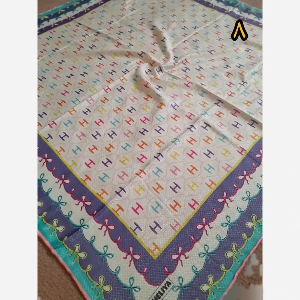 روسری دخترانه سوپرنخ فانتزی دست دوز قواره 100 (2)