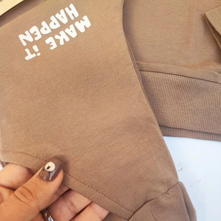 ست بلوز و شلوار بچگانه دورس دو نخ طوسی رنگ مدل راحتی و پاییزی (2)