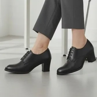 کفش چرم زنانه طبی بندی مدل پارمیس مشکی پاشنه 5 سانت