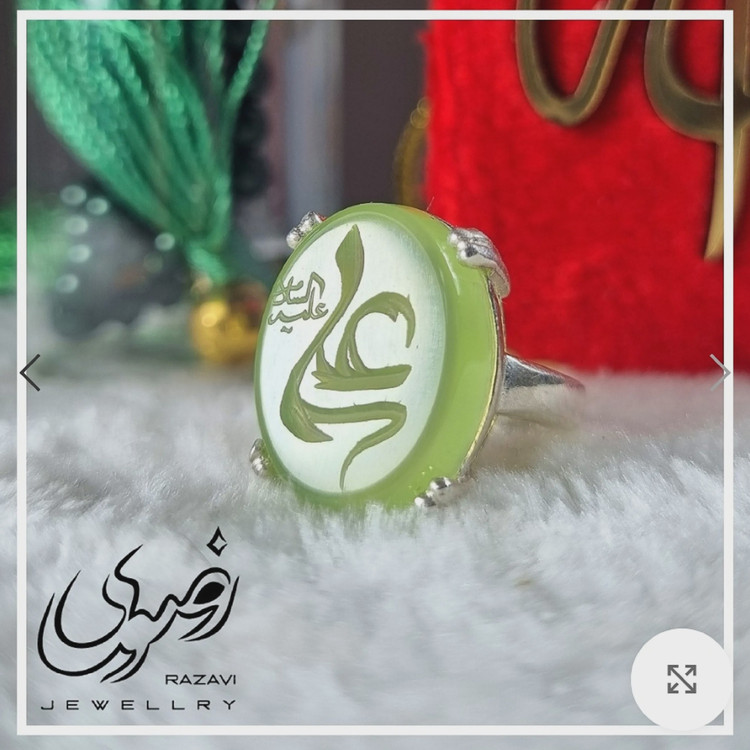 انگشتر نقره زنانه عیار 925 با نگین عقیق سبز و حکاکی دست استاد فتح