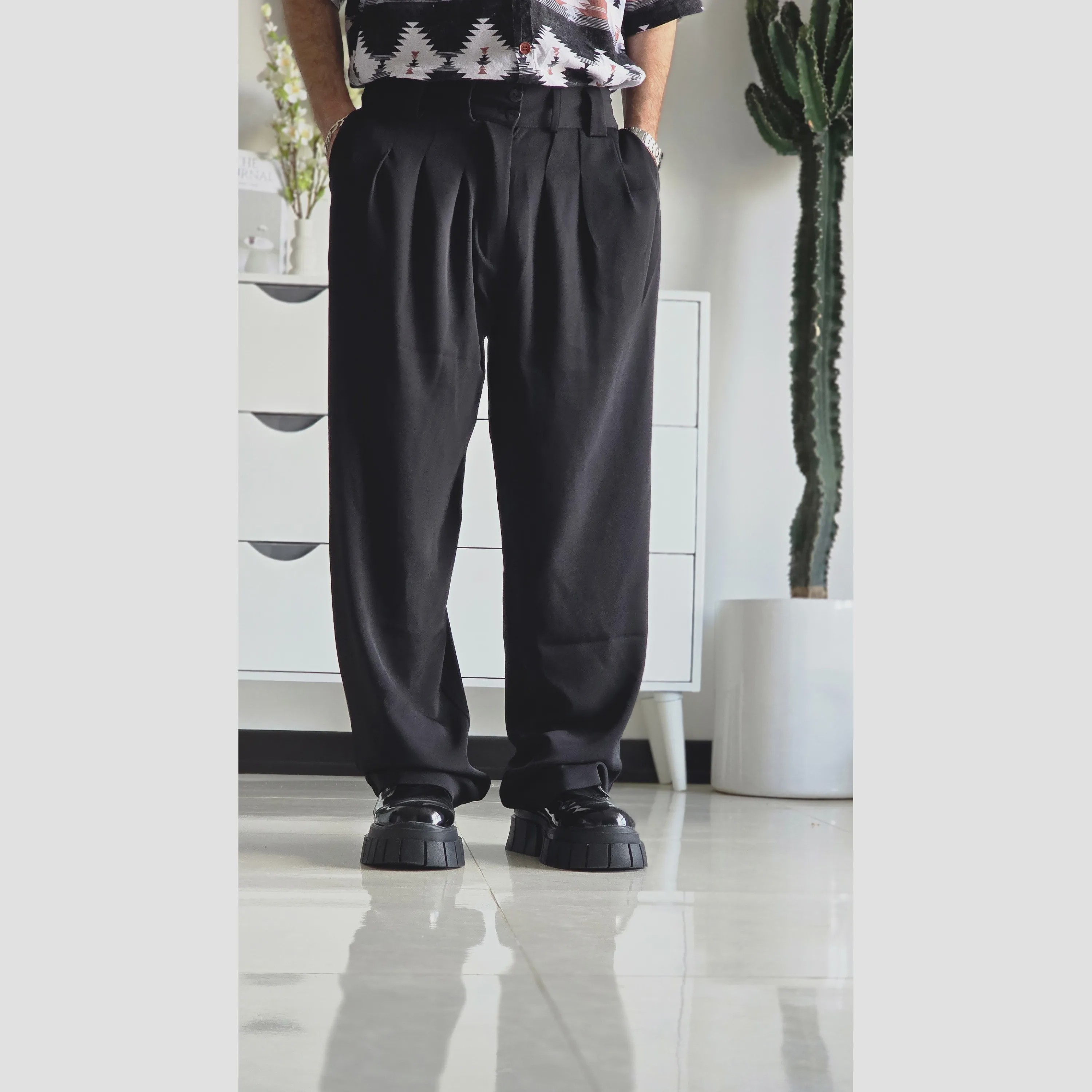 شلوار بگ پارچه ای زنانه مدل پیله دار جنس کاترین رنگ مشکی سایز L تا 3XL