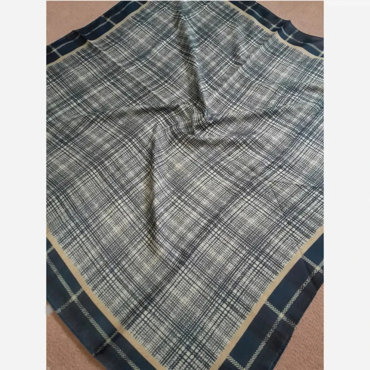 روسری نخی چهارخونه اسپرت قواره 100 سانت (2)