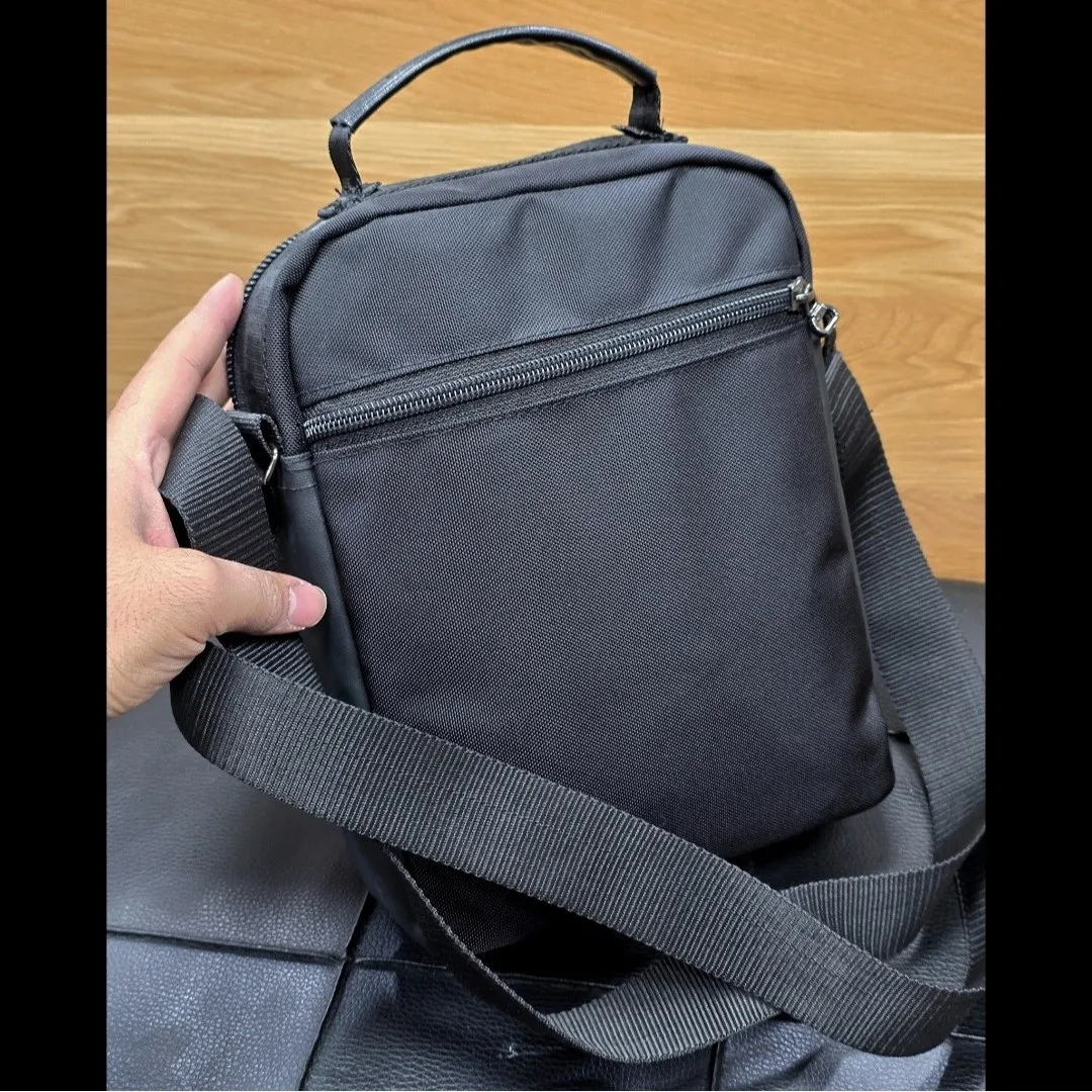 کیف دوشی دستی اسپرت برزنتی پارچه ای خارجی جیب دار (2)