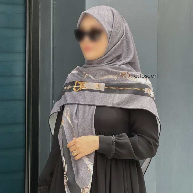 روسری نخ کاستوم طرح دیانا طوسی قواره بزرگ 140 سانتیمتر سیتو