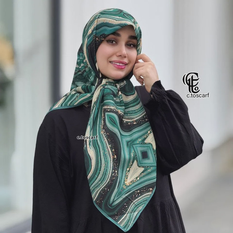 روسری نخی کاستوم طرح رزین قواره 110 و 115 سانتی متر