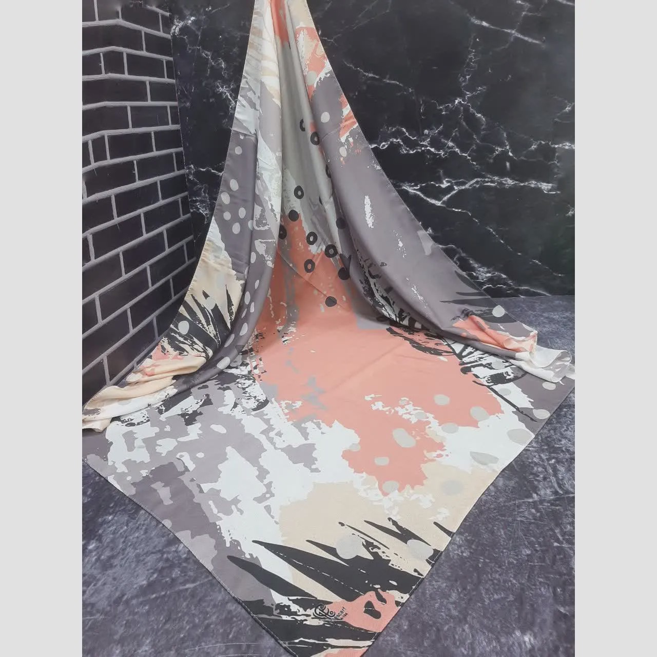 روسری نخ کاستوم طرح کژال قواره بزرگ 140x140 دور چرخ دوز