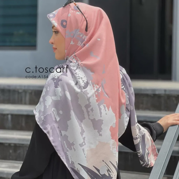 روسری نخ کاستوم طرح کژال قواره بزرگ 140x140 دور چرخ دوز