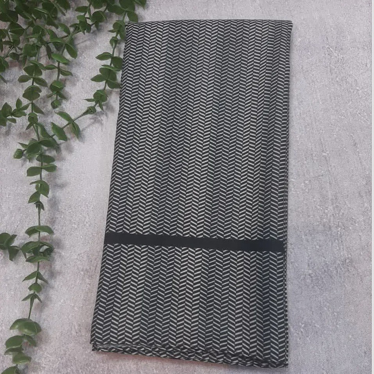 روسری نخ کاستوم طرح مارال ابعاد 140 در 140