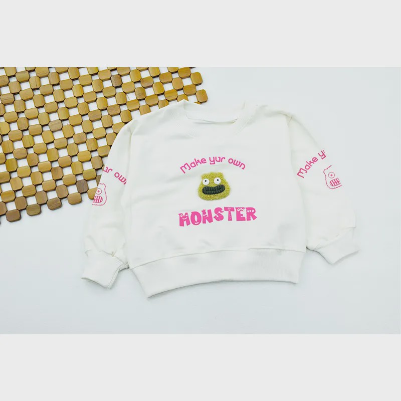بلوز دخترانه طرح monster جنس پنبه یقه گرد مناسب پاییز و زمستان