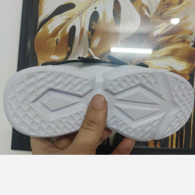 کفش اسپرت بچگانه نایک پسرانه سایز 31 تا 36 رنگ مشکی آبی سفید (2)