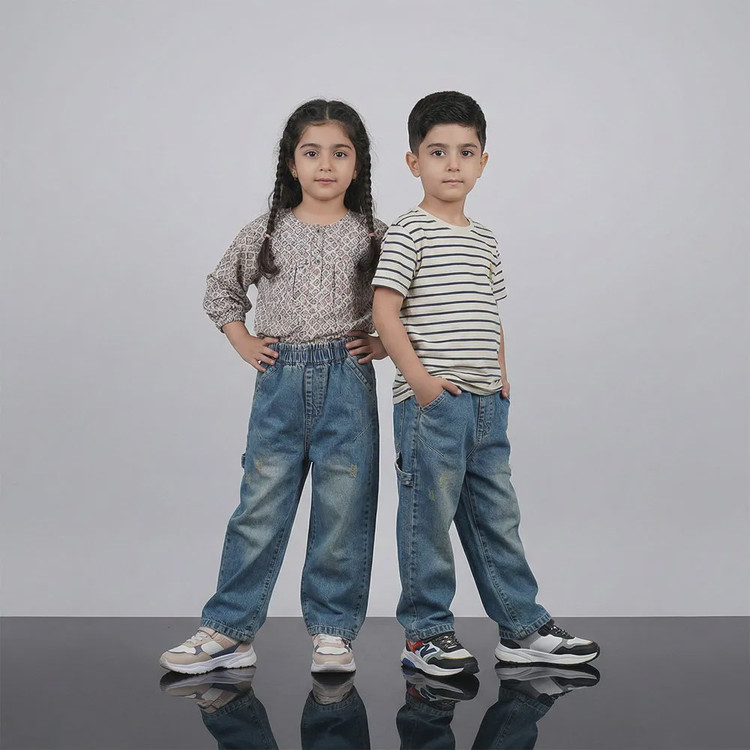 شلوار جین بگ بچه گانه آبی مناسب 2 تا 7 سال