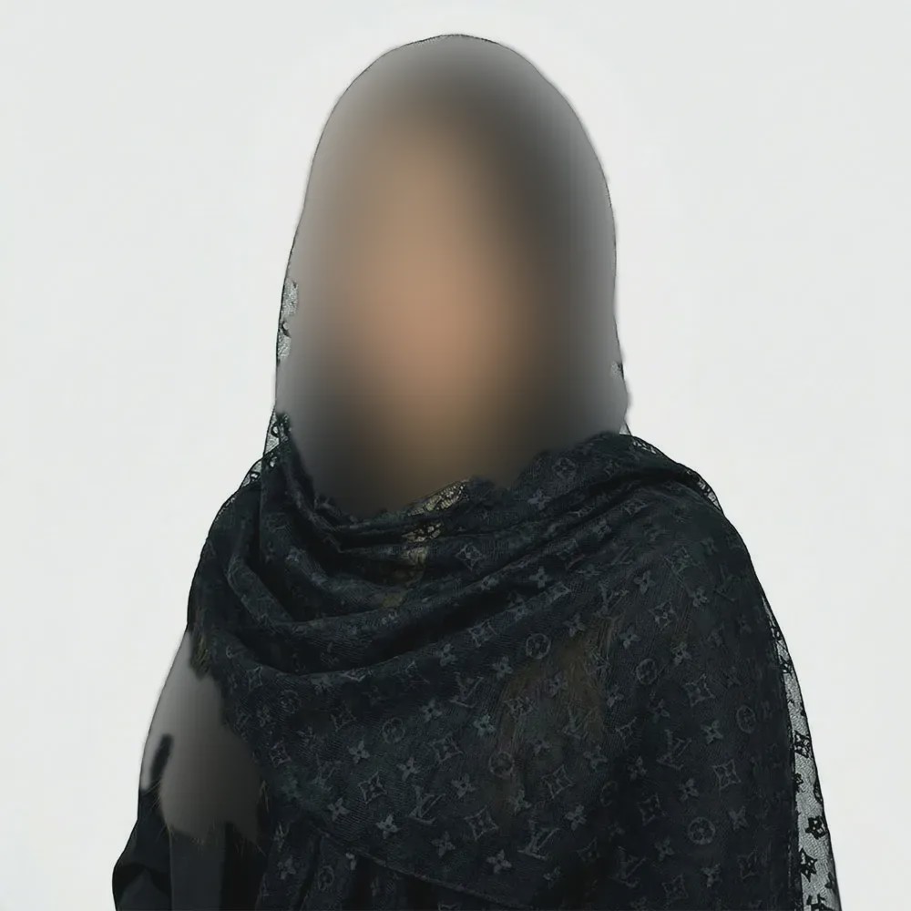 شال گیپور زنانه مشکی طرح LV ابعاد 67 در 198 سانتیمتر