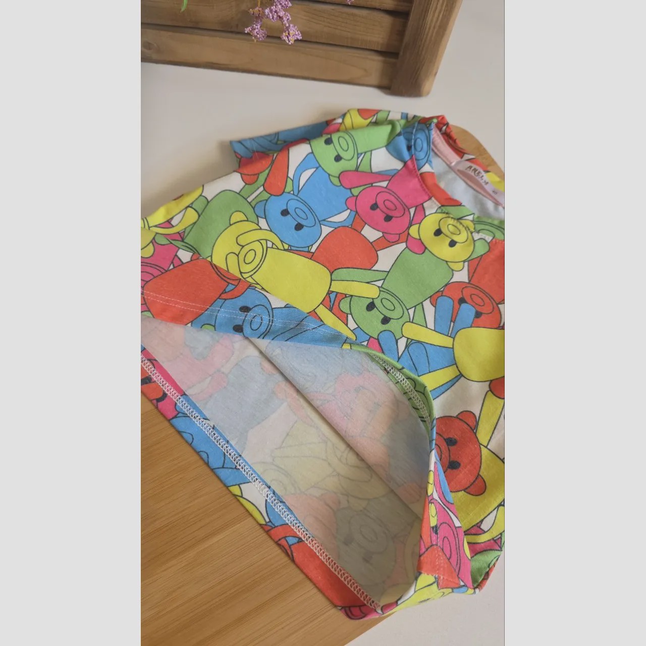 کراپ دخترانه نخ و پنبه طرح بابونه مناسب 2 تا 12 سال سایز 40 تا 60