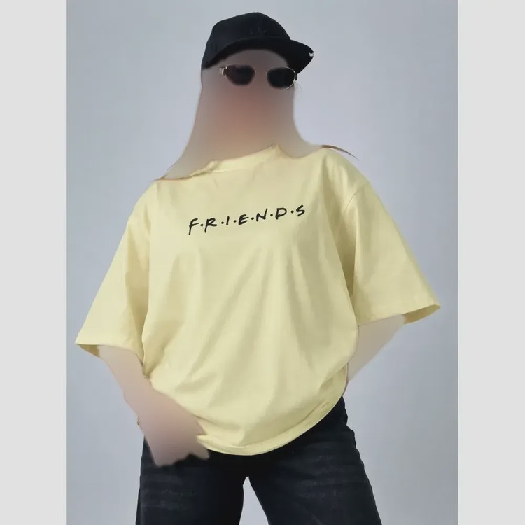 تیشرت لش باکسی طرح friends جنس سوپر پنبه قواره دار