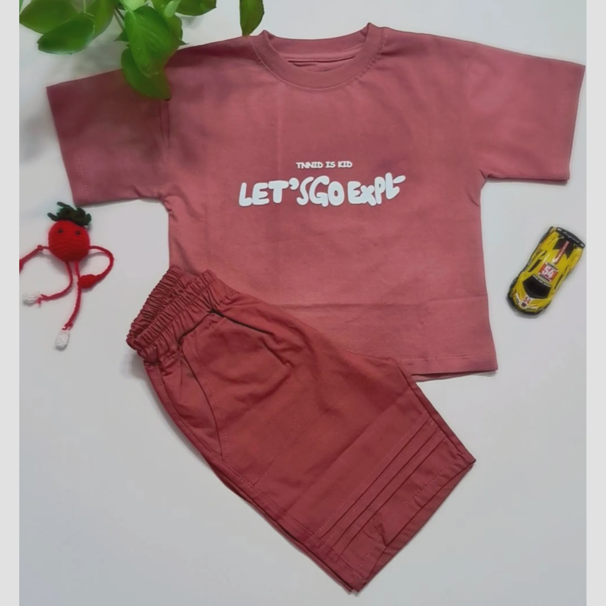 ست تیشرت و شلوارک اسپرت پسرانه و دخترانه مدل let s go جنس پنبه یک رو