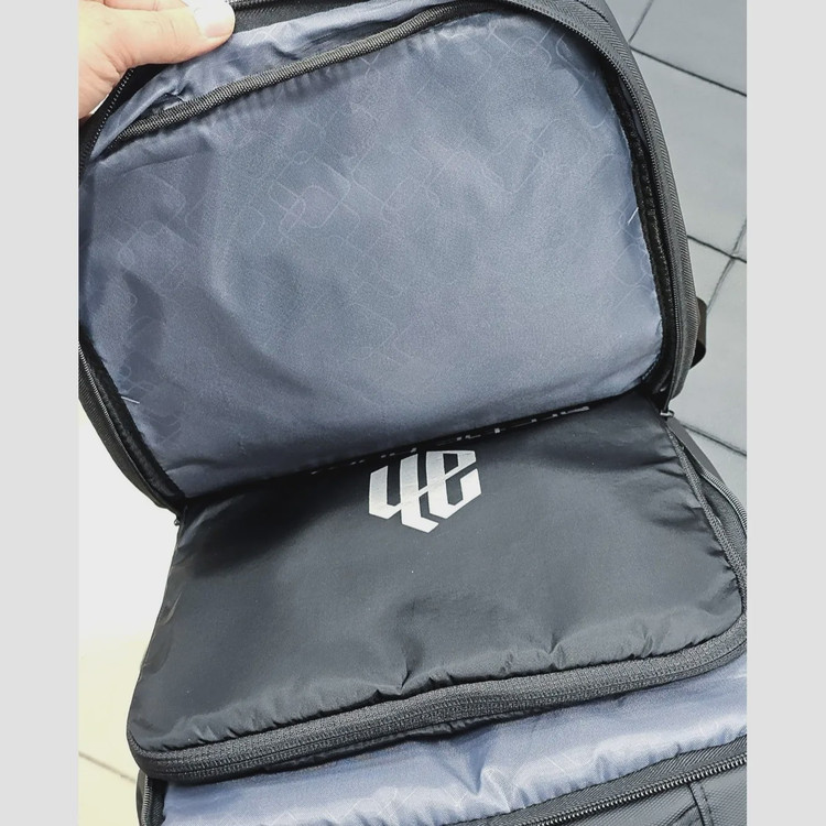 کوله پشتی دانشجویی آرکتیک هانتر ضد آب پورت USB دار