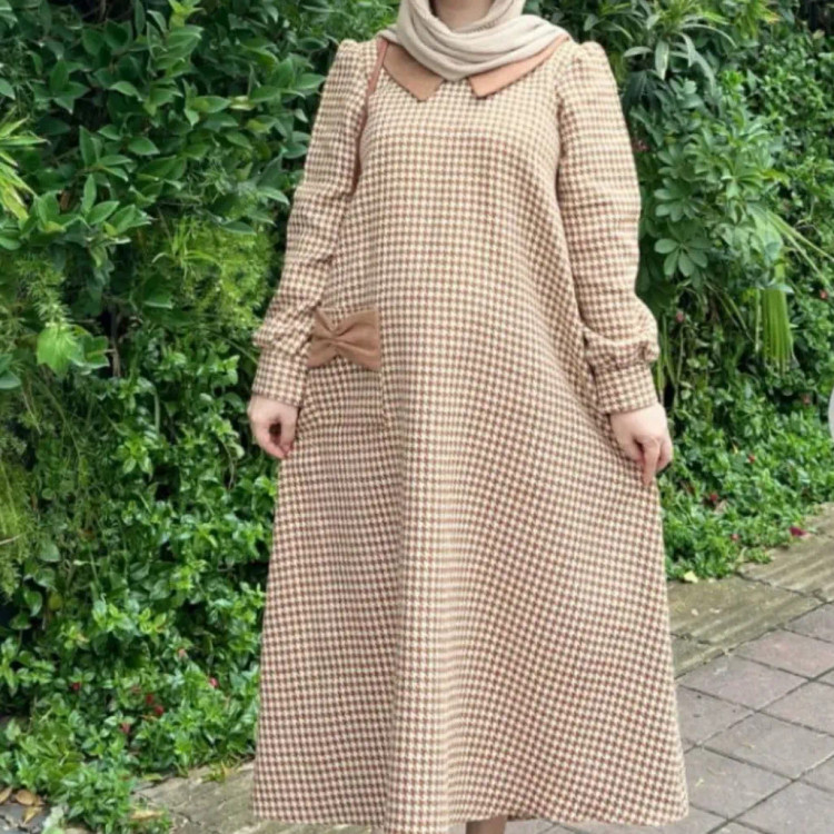 سارافون بلند پشمی طرح پیردوپیل با خرجکار مازراتی سایز بزرگ رنگ بندی متنوع (2)