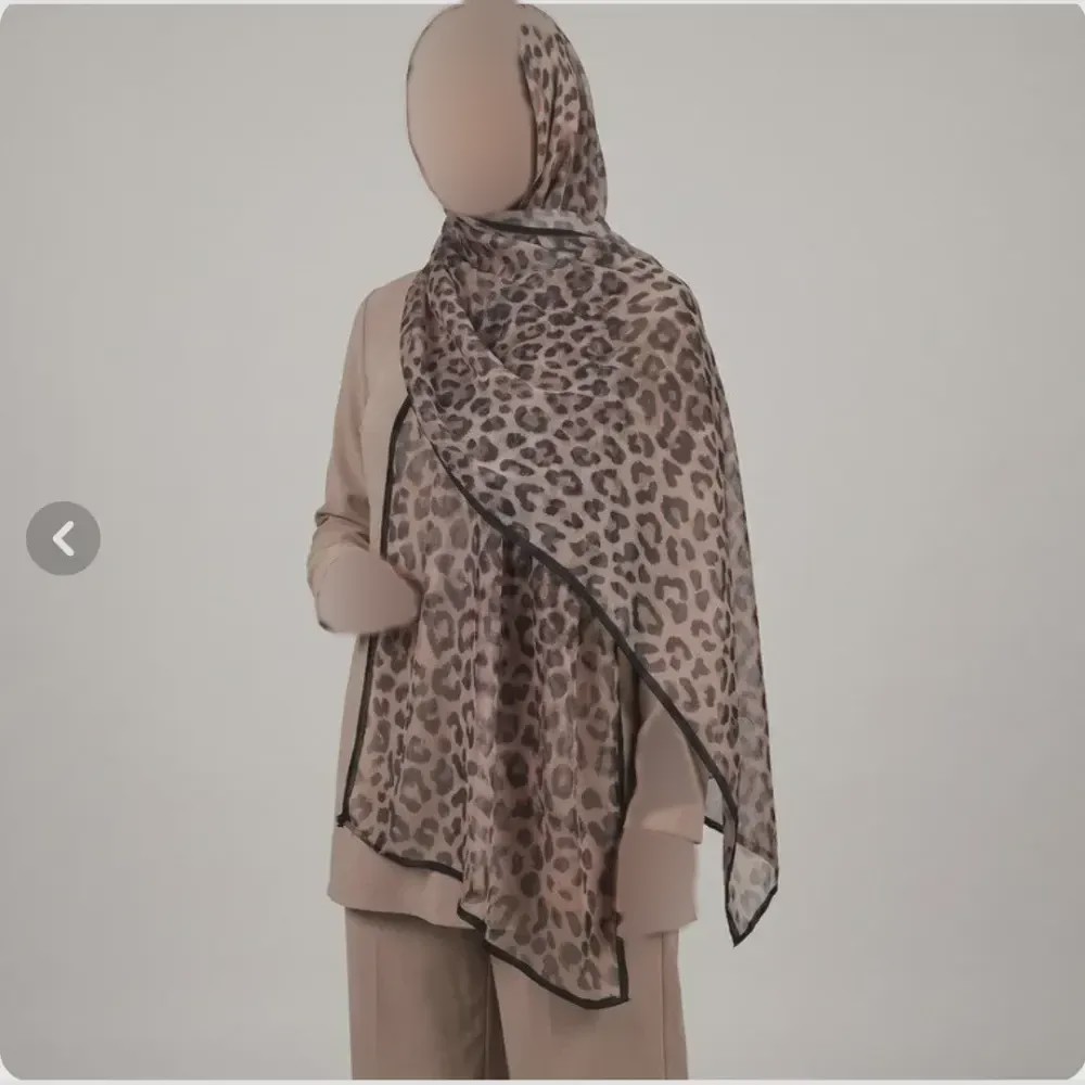 شال توری پلنگی دور گاندوزی قواره بزرگ تابستانی