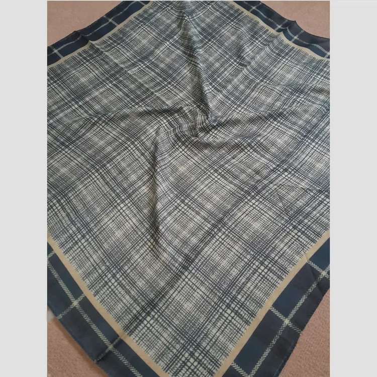 روسری نخی چهارخونه اسپرت قواره 100 سانت