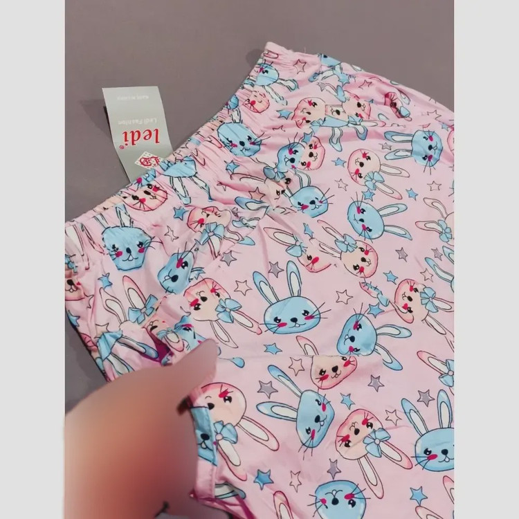 شلوار راحتی زنانه قواره بزرگ طرح فانتزی جنس پنبه گیاهی نرم و لطیف جیب دار و مچ دار سایز 38 تا 50