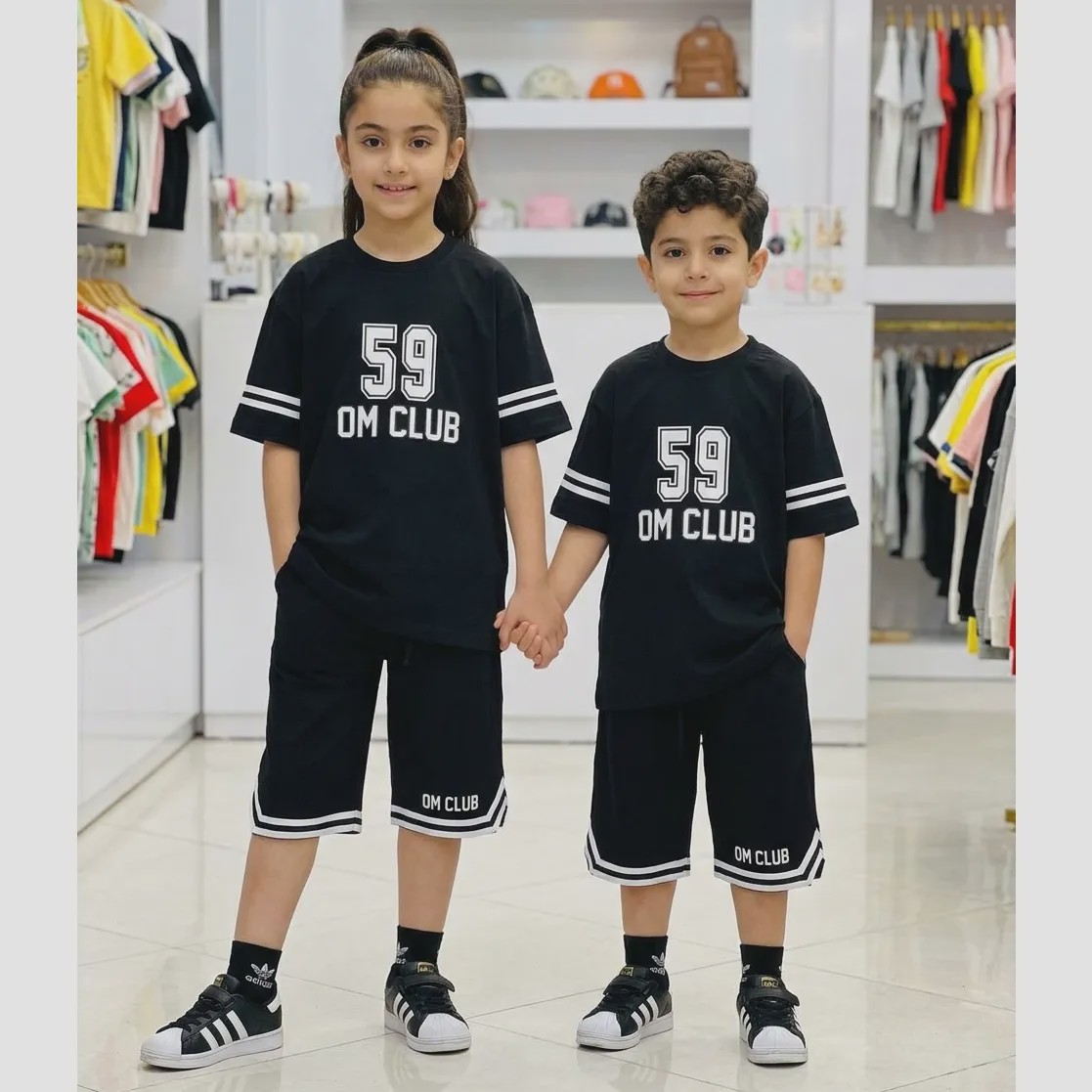 ست تیشرت و شلوارک اسپرت دخترانه و پسرانه طرح محرمی رنگ مشکی