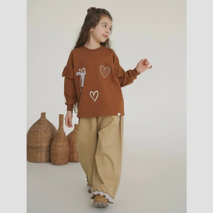 ست بلوز و شلوار بگ دخترانه طرح قلب گیپور جنس دورس و کتان سایز 50 تا 65