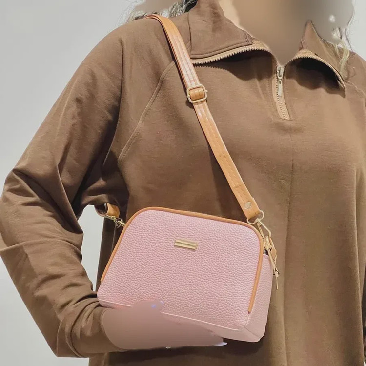 کیف دستی و دوشی زنانه شرانگ مغذی دوزی شده کد1390