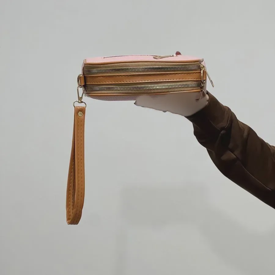 کیف دستی و دوشی زنانه شرانگ مغذی دوزی شده کد1390
