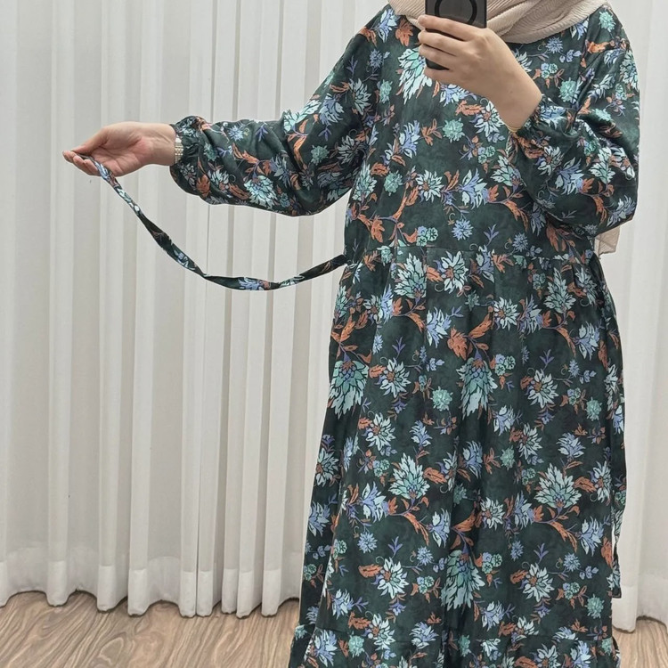 پیراهن زنانه بوگاتی فری سایز تا 46 قد 140 تن خور شیک و راحت بند کمر کمربند دار چهارفصل بدون سایه اندازی