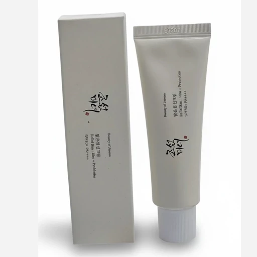 کرم ضدآفتاب بیوتی اف جوسان 50ml بدون رد سفید آبرسان و مغذی با ویتامین C/E/B و 30% عصاره برنج مناسب برای انواع پوست