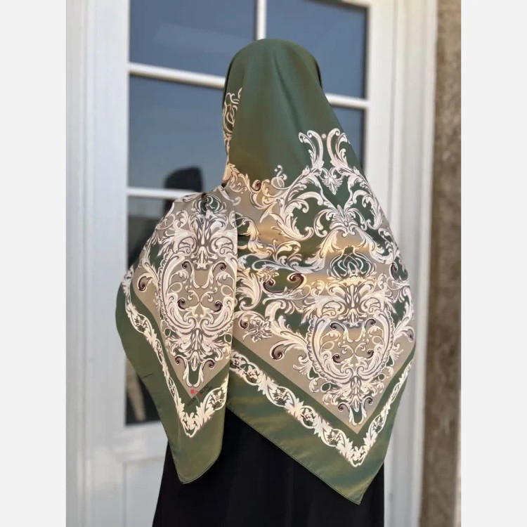 روسری ابریشم ساتن مجلسی سبز