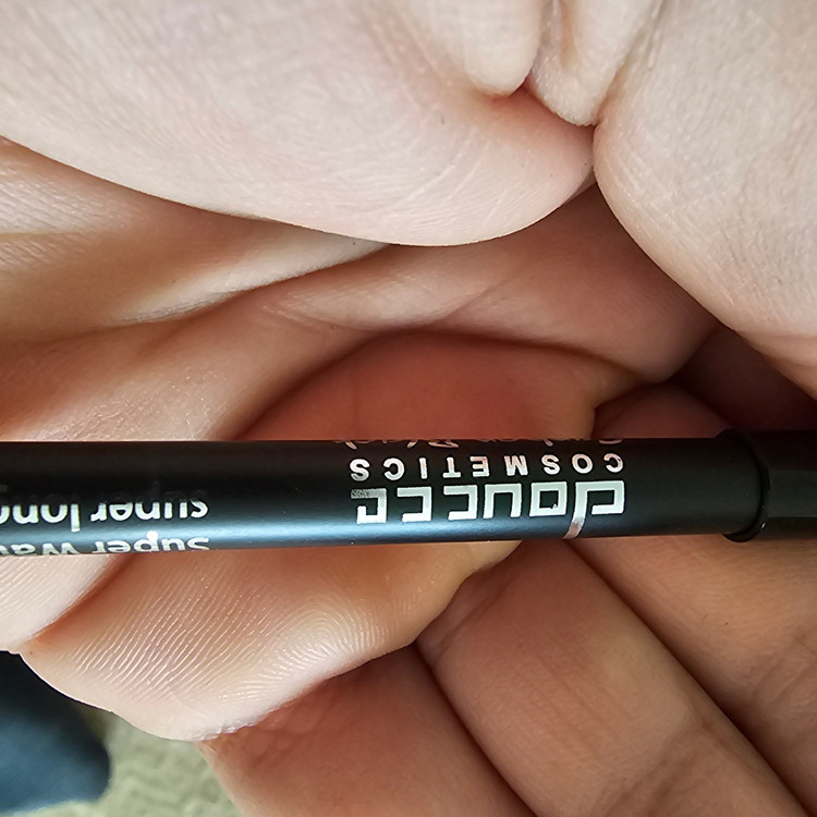 مداد چشم دوسه ضدآب ماندگار با ویتامین E بافت نرم لغزنده