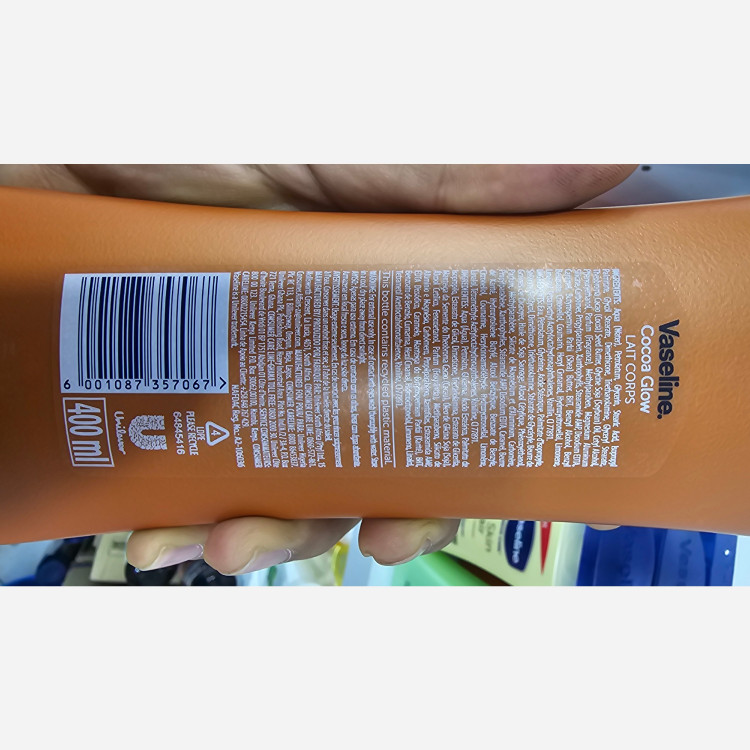 لوسیون بدن وازلین Cocoa Radiant 400ml – شکلاتی، مرطوبکننده قوی و رایحه دلنشین