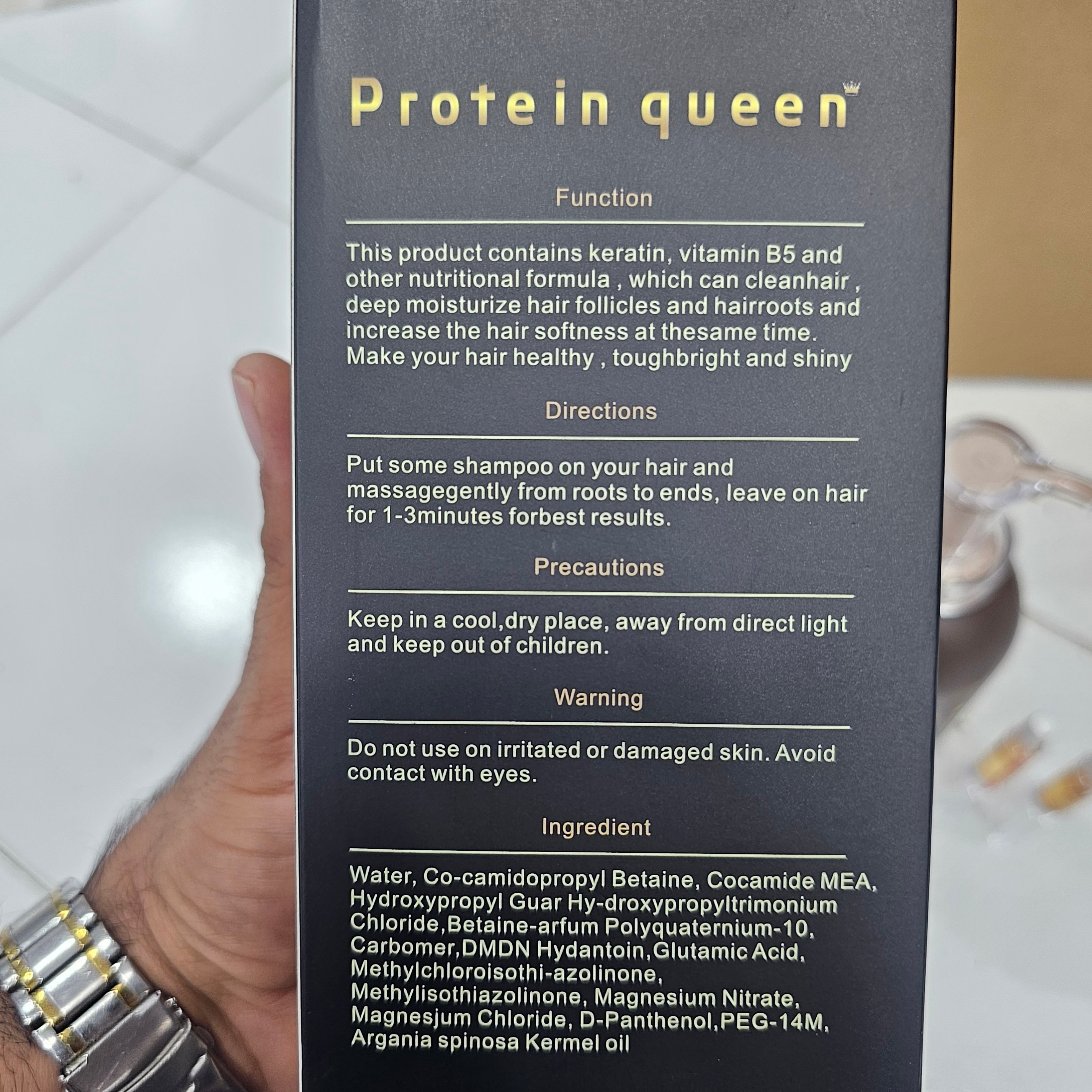 شامپو پروتئین کوئین مدل Protein Queen ضد ریزش و تقویت کننده حاوی کراتین، کلاژن، آرگان و زنجبیل