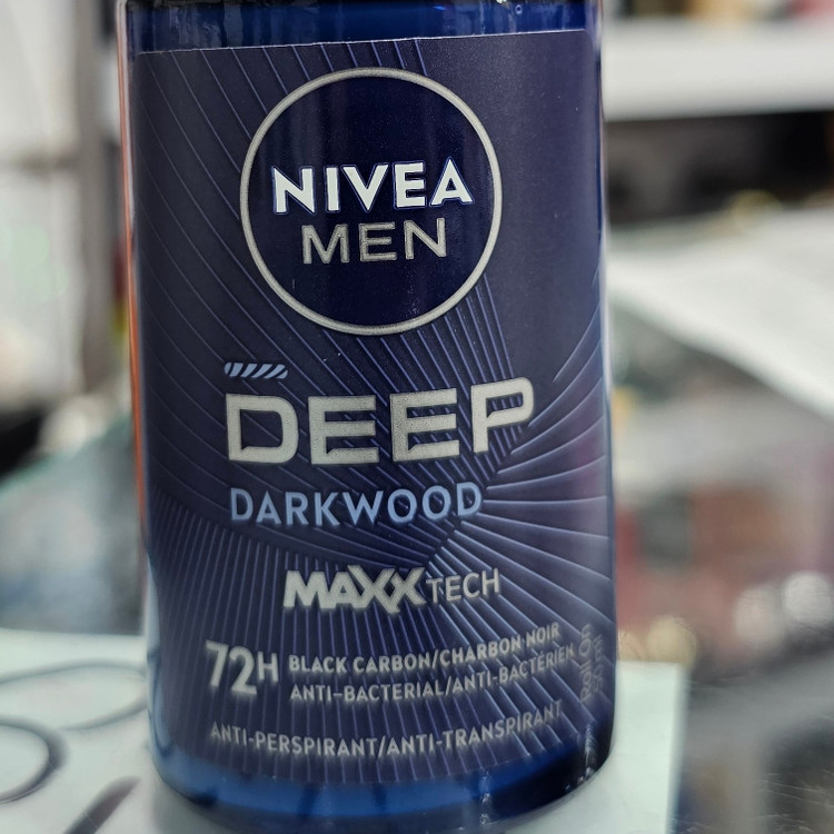 مام رول مردانه نیوا Deep Dark Wood 50ml ضد تعریق 72 ساعته کربن سیاه