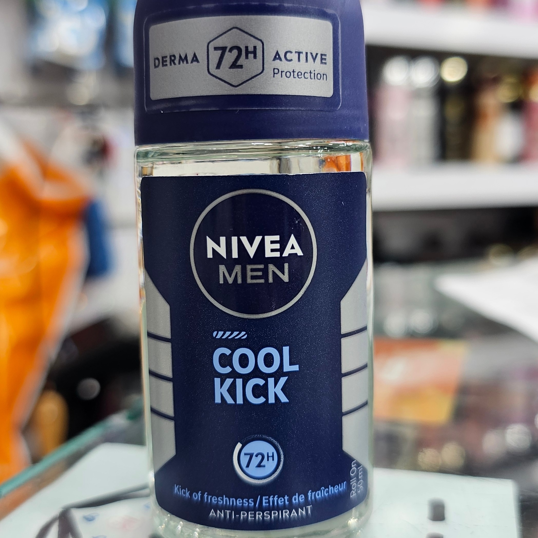 مام رولی مردانه نیوا مدل Cool Kick خنک کننده ضد تعریق 72 ساعته بدون لک 50 میلیلیتر