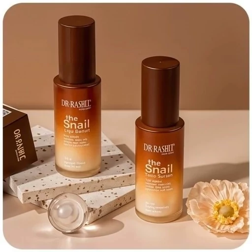 سرم صورت DR.RASHEL SKIN CARE the Snail Face Serum برای کاهش لکهای تیره و افزایش درخشندگی و شفافیت پوست